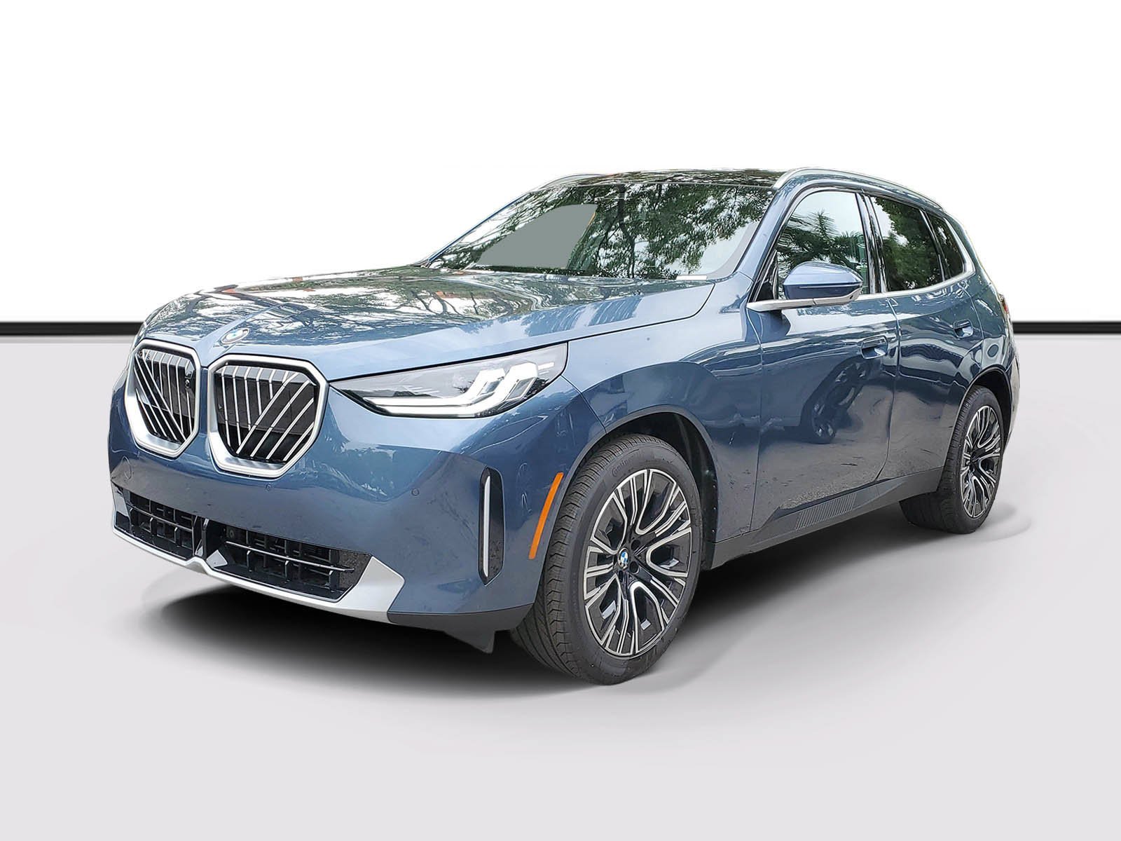 New 2026 Arctic Race Blue Metallic BMW 30 xDrive image 2
