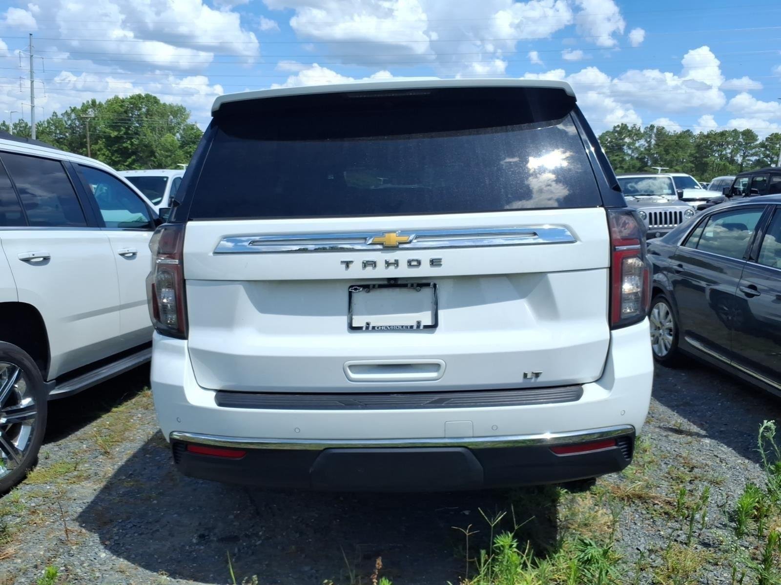 Used 2023 Summit White Chevrolet LT image 10