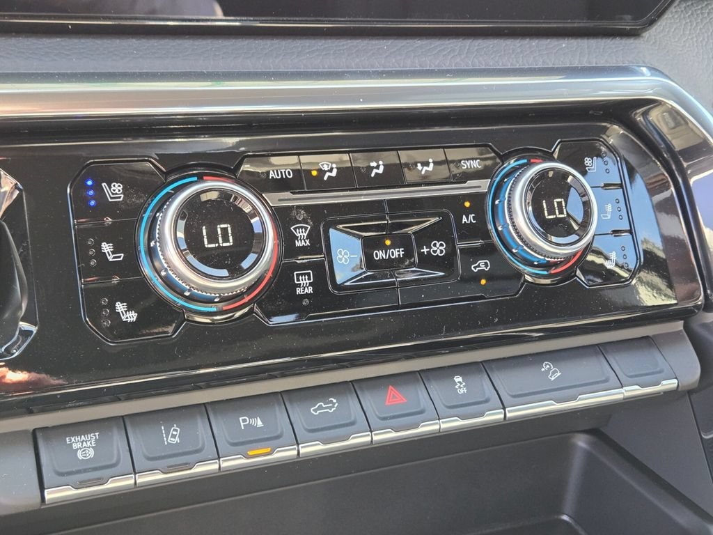 2026 GMC Sierra 2500HD Denali - Photo 14