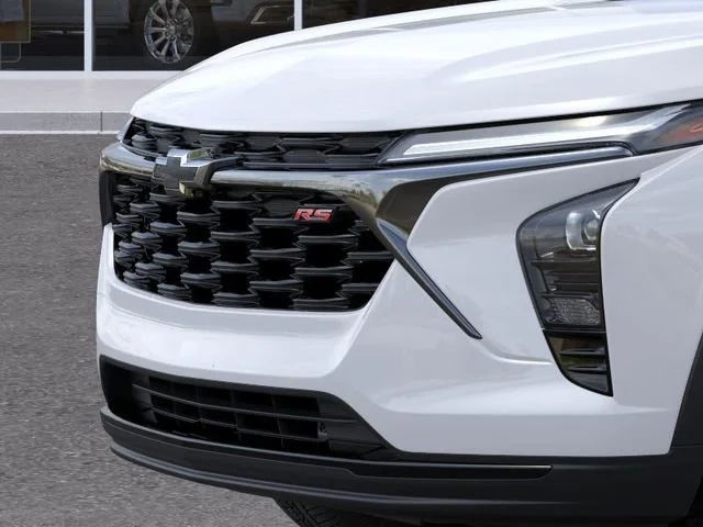 New 2026 Summit White Chevrolet 2RS image 13