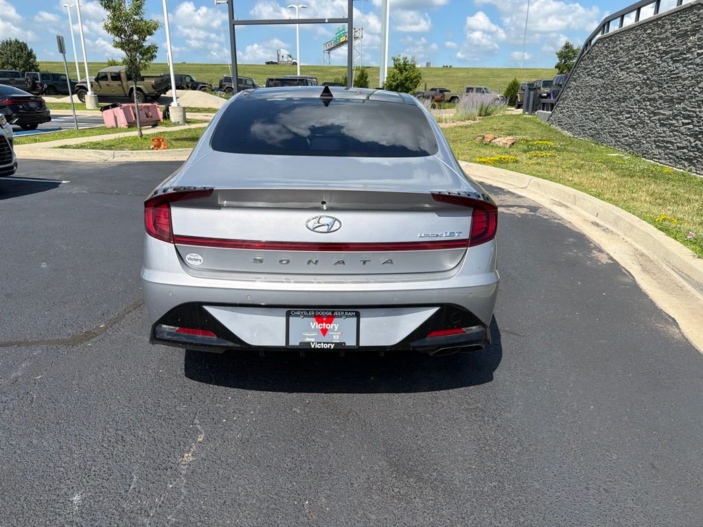 Used 2023 Silver Hyundai Limited image 6