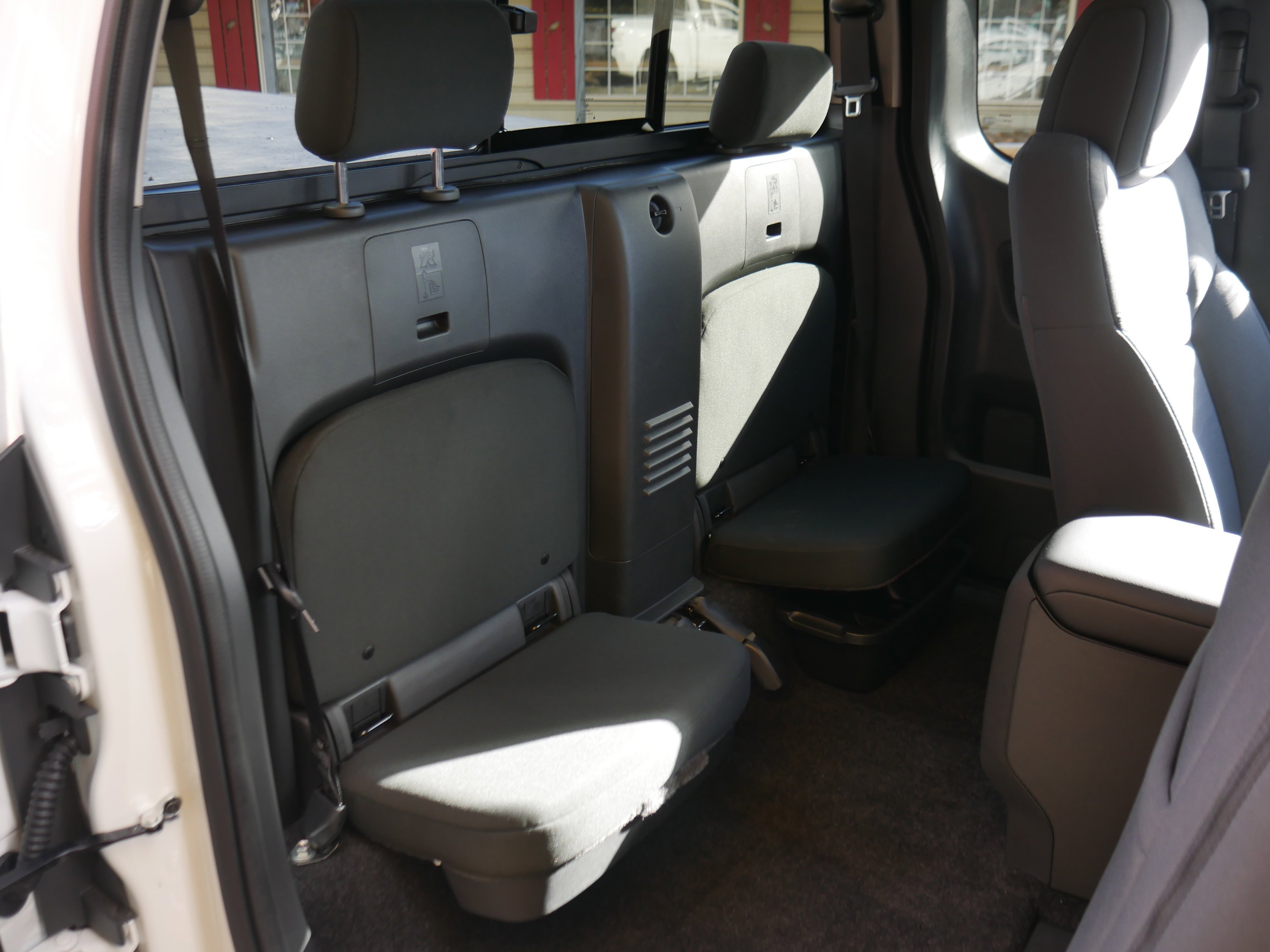 2026 Nissan Frontier S - Photo 24
