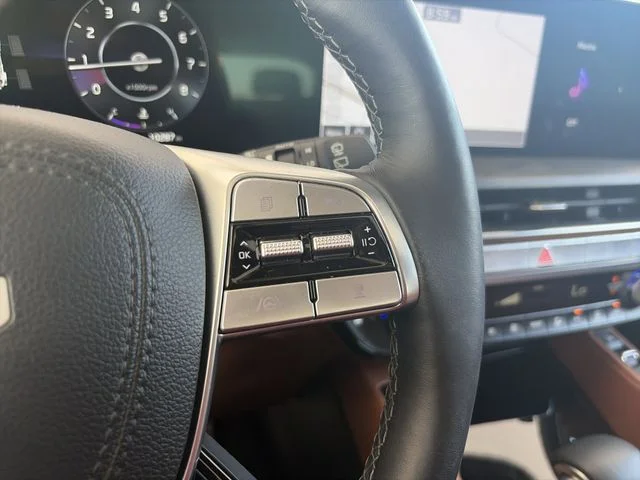 Used 2025 Black Kia SX-Prestige X-Line image 24