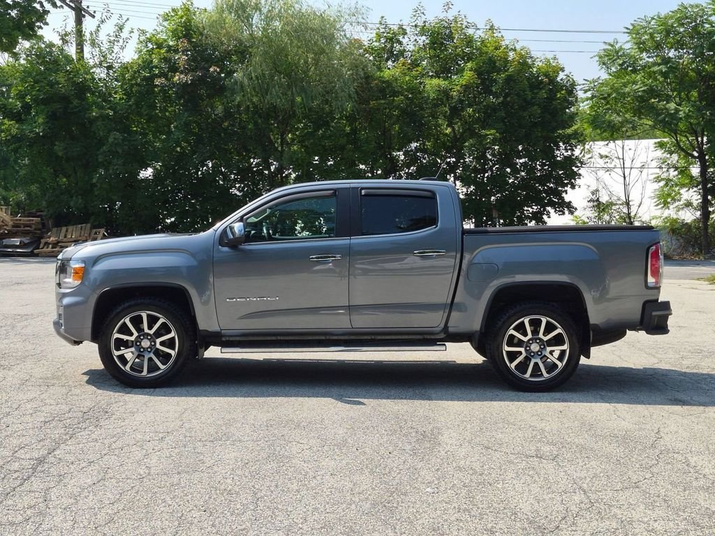 Used 2022 Gray GMC Denali image 8