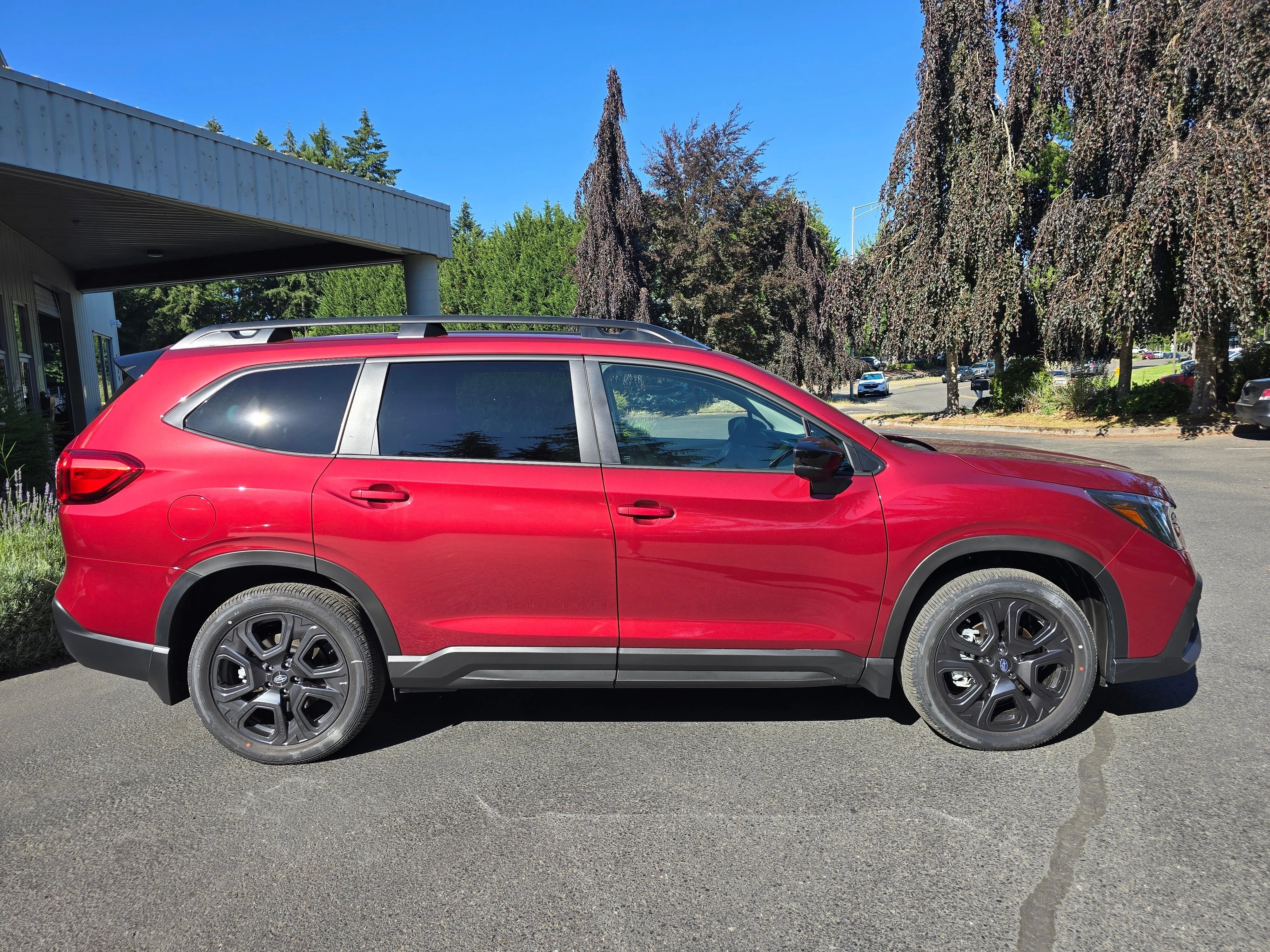 New 2026 CRIMSON RED PEARL Subaru Onyx Edition Touring 7-Passenger image 3