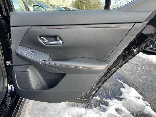 Certified Used 2025 Super Black Nissan SR image 27