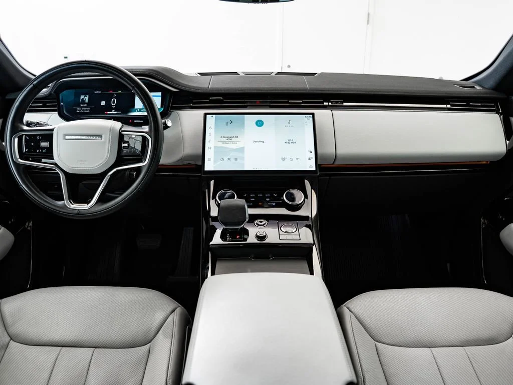 Used 2023 Gray Land Rover SE image 35