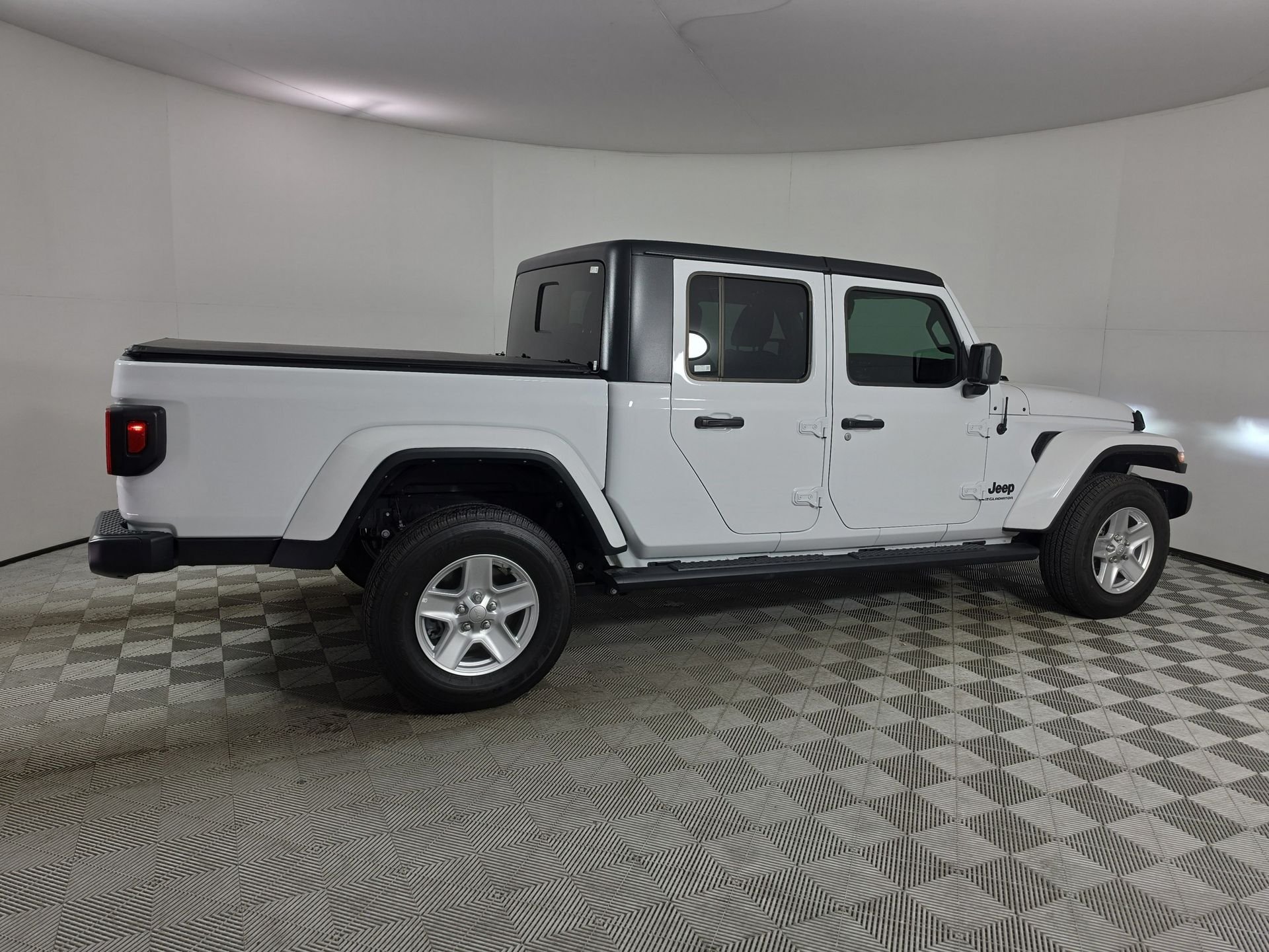 2023 Jeep Gladiator Sport S - Photo 11