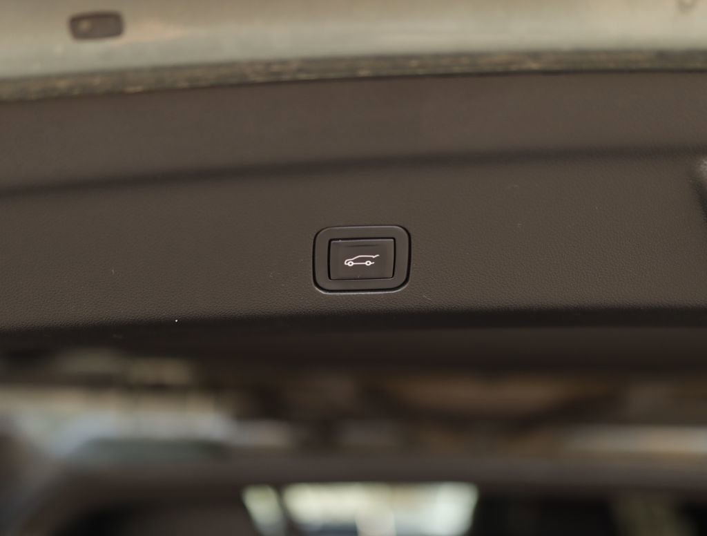 Used 2023 Silver Sage Metallic Chevrolet Premier image 31