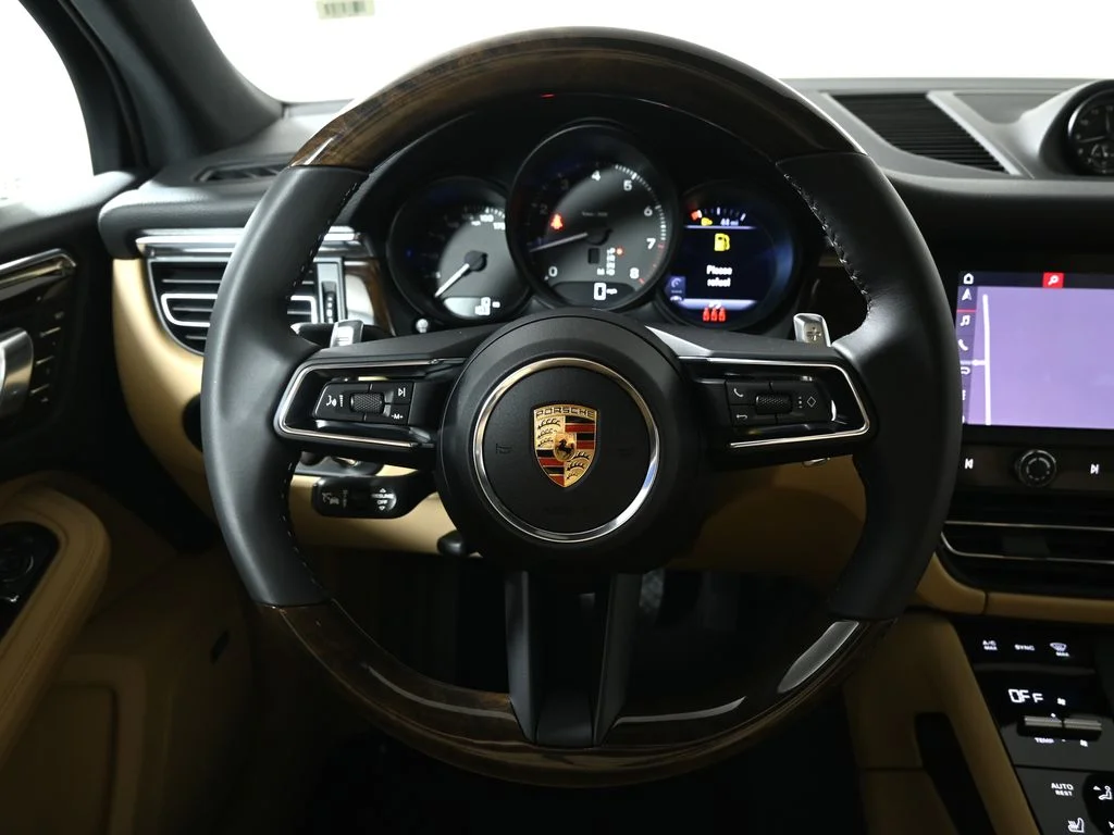 2026 Porsche Macan - Photo 18