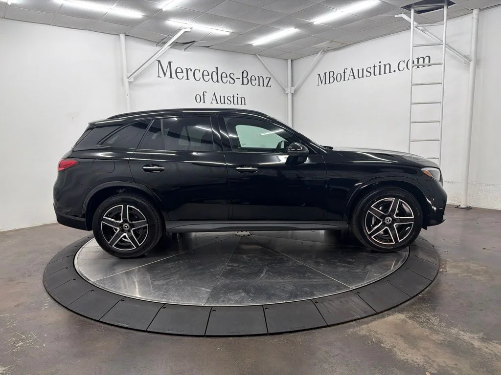New 2026 Black Mercedes-Benz GLC 300 image 8