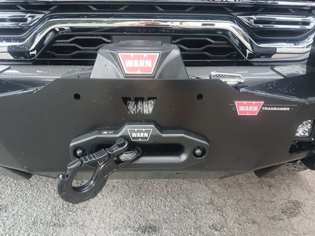 New 2026 Ceramic Gray Clear-Coat Exterior Paint RAM Laramie image 15