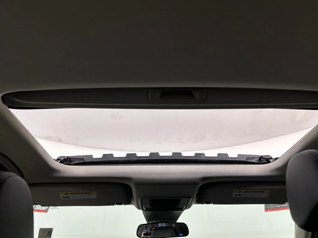 Used 2024 Beige Honda EX-L image 18