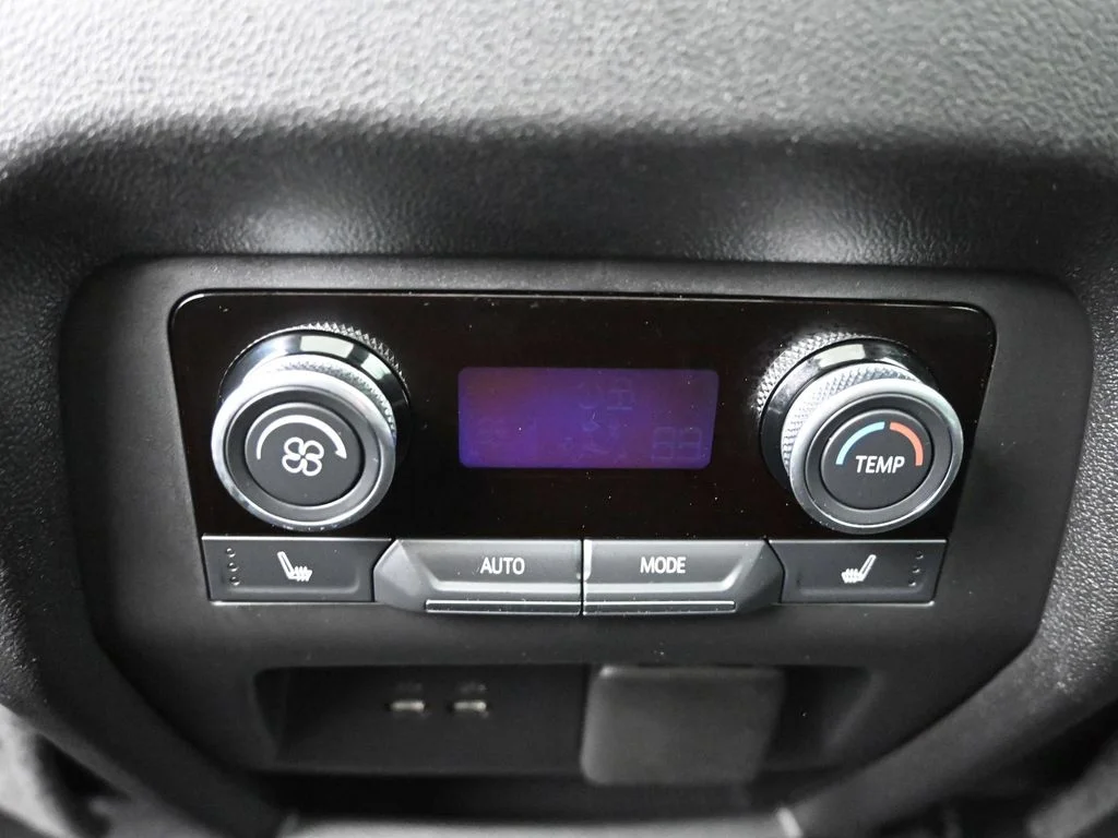Certified Used 2025 Red Buick Avenir image 16
