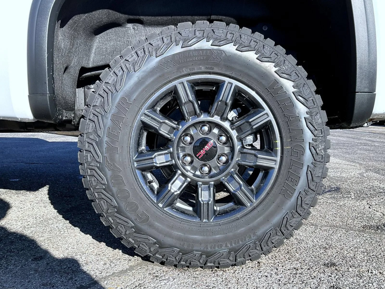 New 2026 Summit White GMC AT4X image 24
