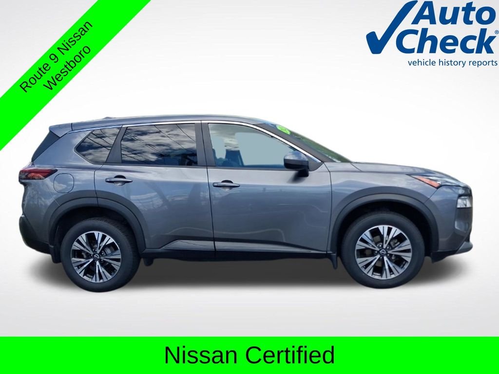 Used 2023 Gray Nissan SV image 5