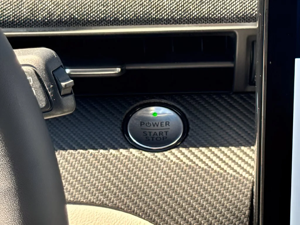 Used 2022 White Ford Premium image 18