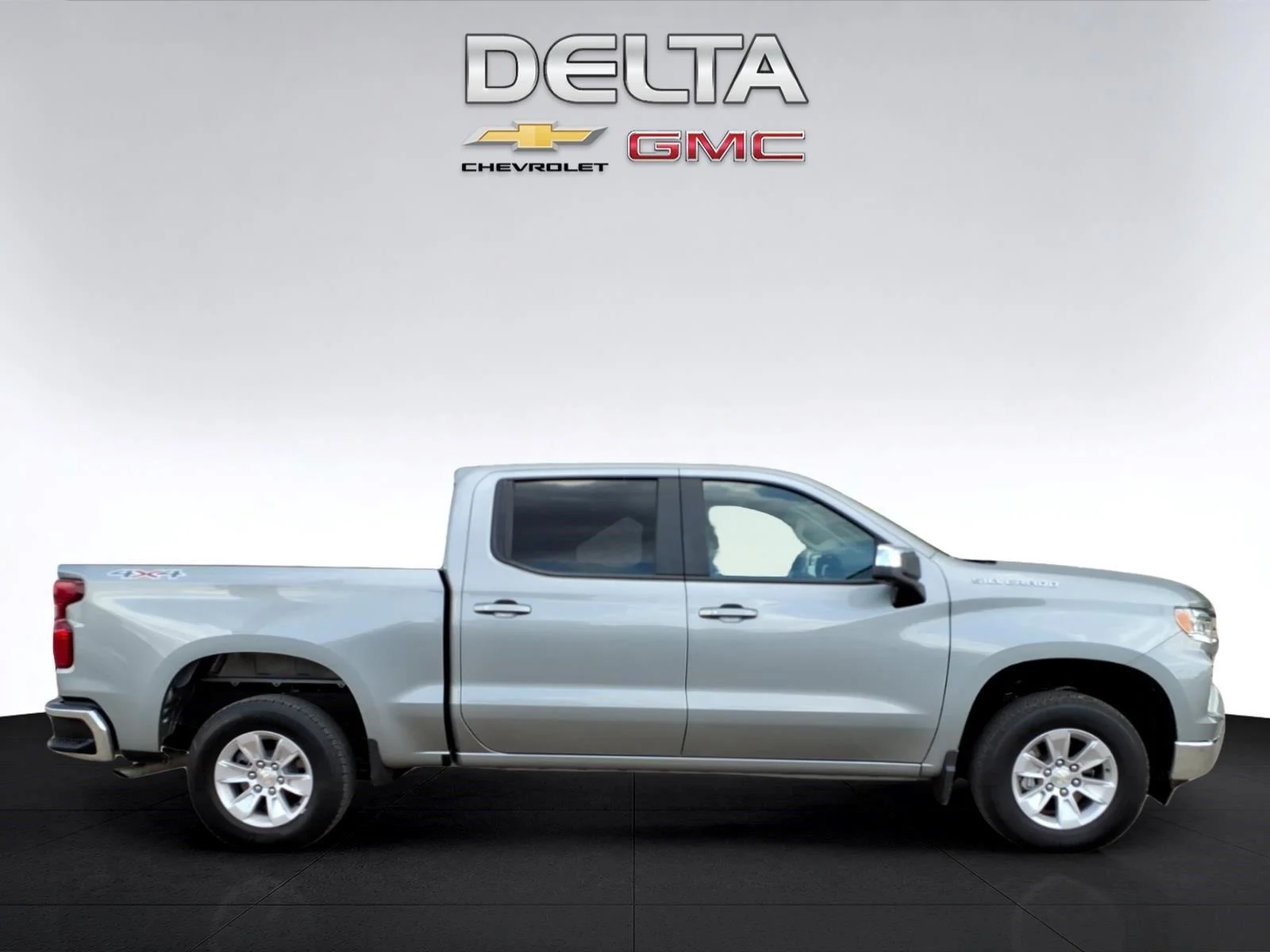 Used 2026 Sterling Gray Metallic Chevrolet LT image 6
