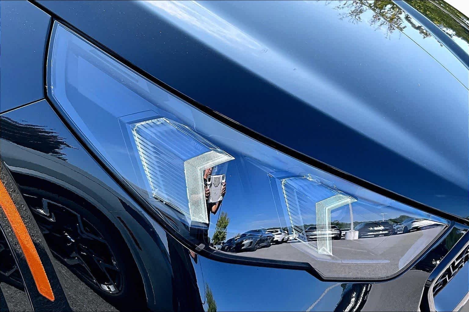 New 2027 Black Sapphire Metallic BMW xDrive28i image 13