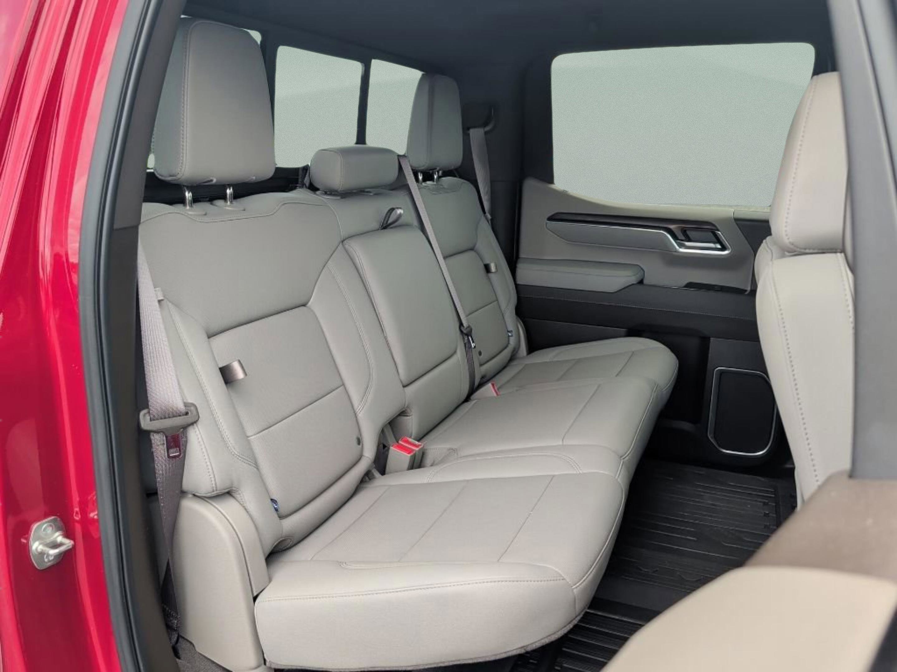 Used 2025 Volcanic Red Tintcoat GMC SLT image 41