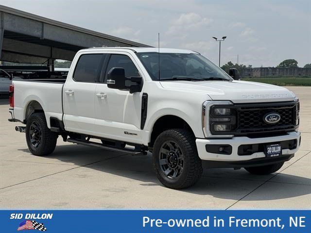 Used 2024 Star White Metallic Tri-Coat Ford LARIAT image 2