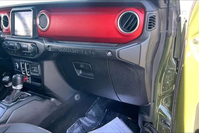 Used 2021 Green Jeep Rubicon image 16