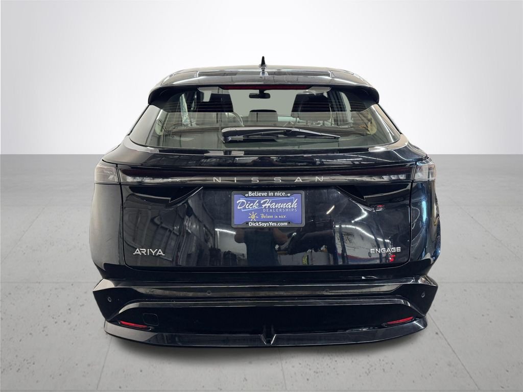 Used 2023 Black Diamond Pearl Nissan ENGAGE image 5