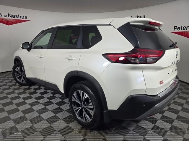 Used 2023 Pearl White Nissan SV image 27