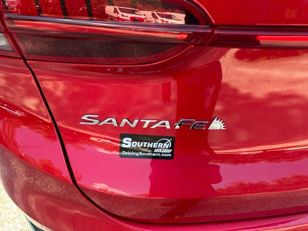 Used 2023 Red Hyundai SEL image 11