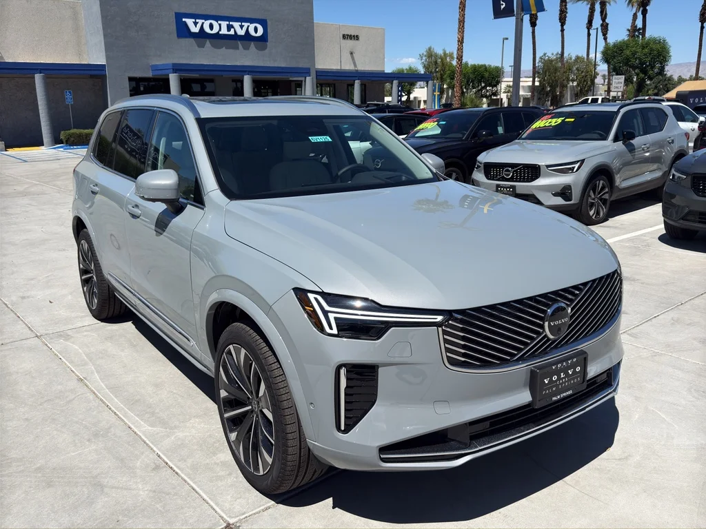 2026 Volvo XC90 T8 Recharge Ultra Bright 4WD's photo