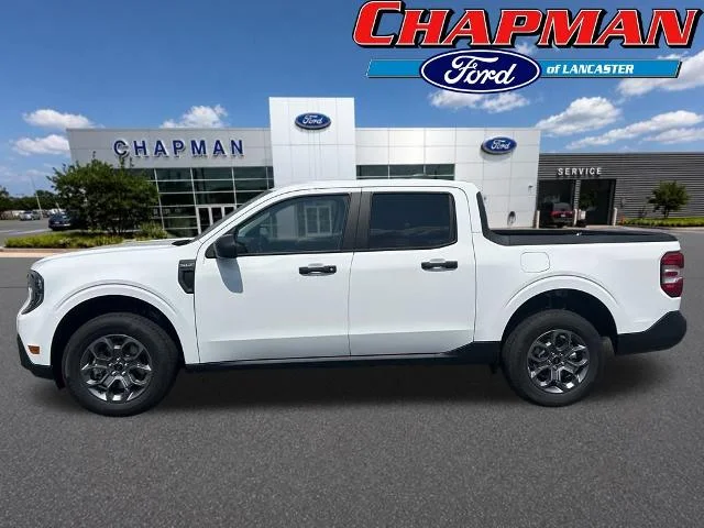 New 2026 Oxford White Ford XLT image 2