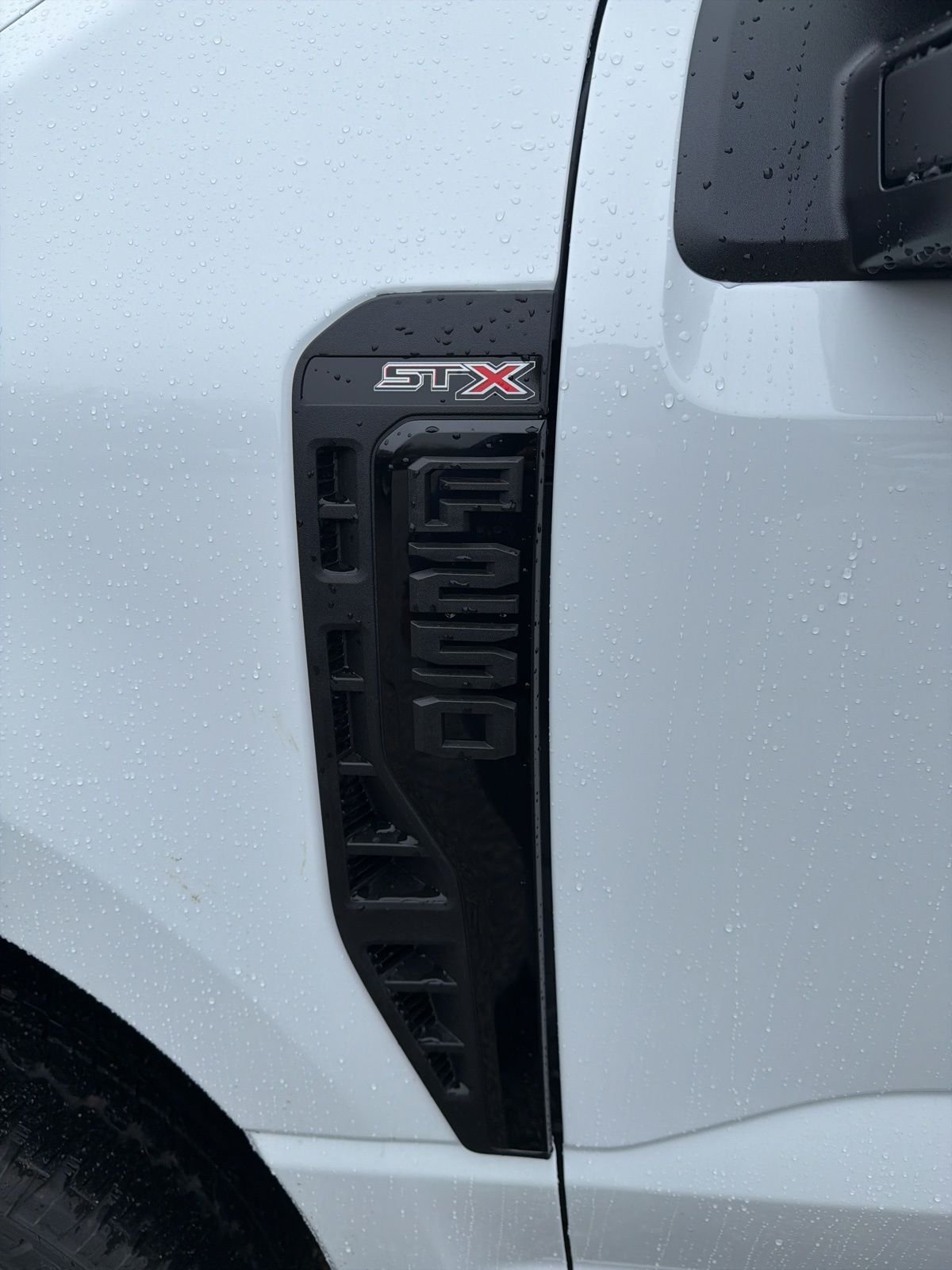 New 2026 Oxford White Ford F-250® XL image 11