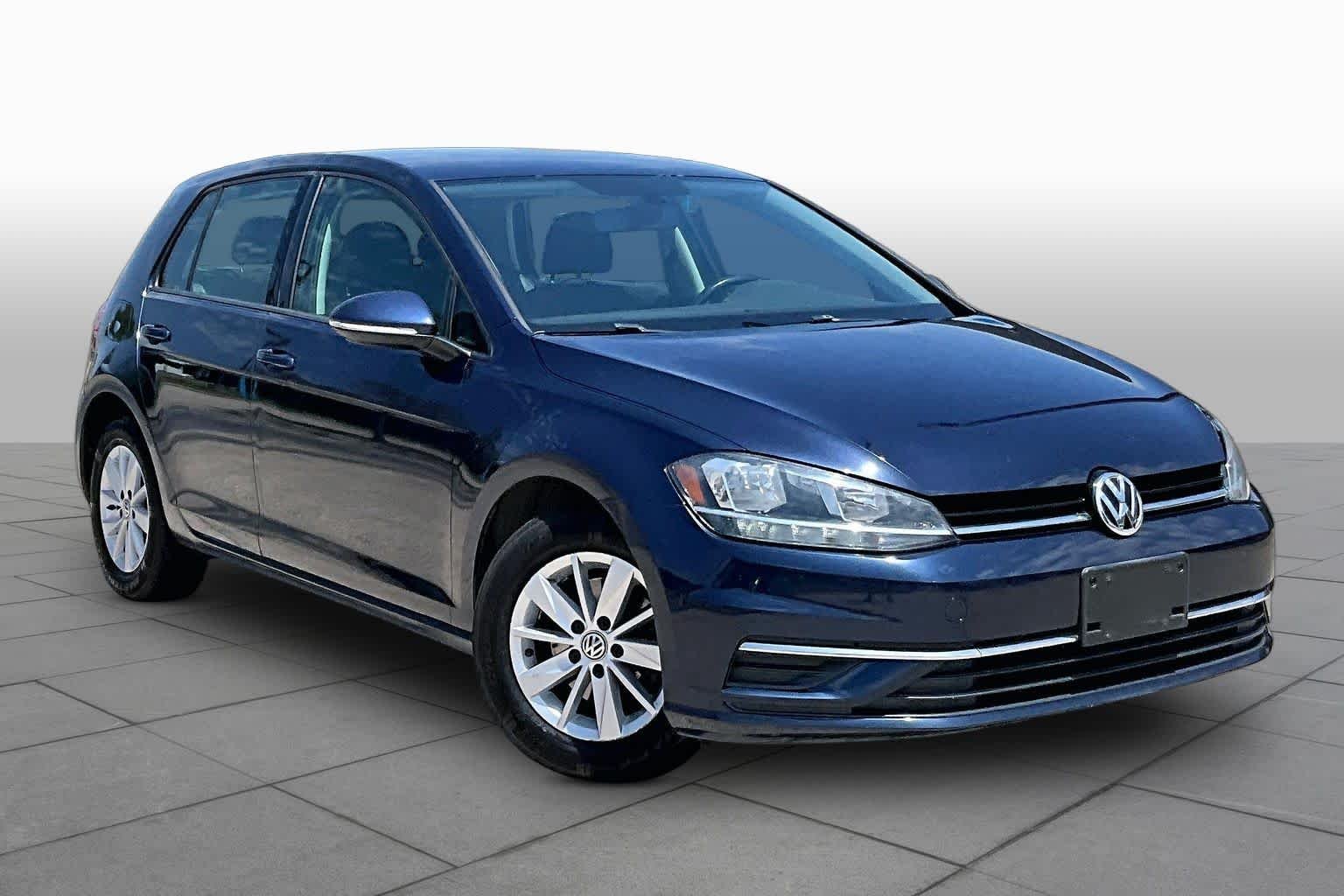 Used 2018 Night Blue Metallic Volkswagen S image 3