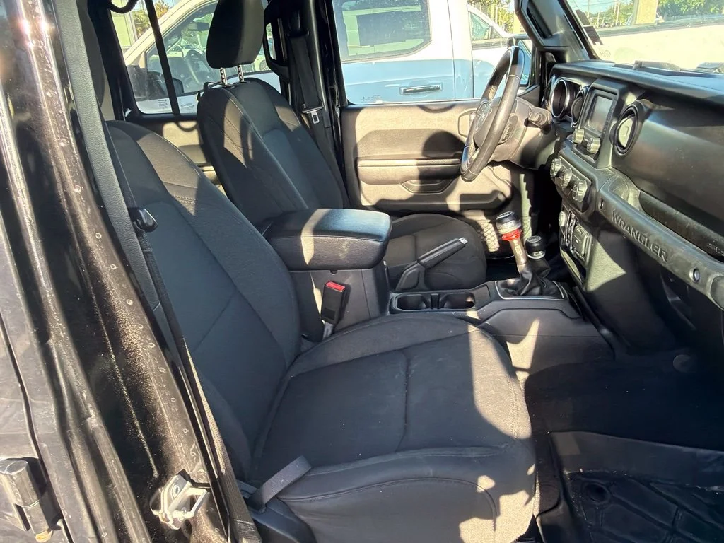 Used 2020 Black Jeep Unlimited Sport S image 21