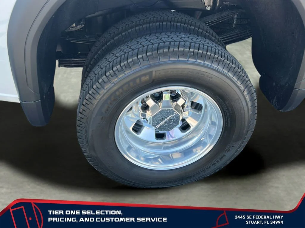 New 2026 Summit White GMC Denali DRW image 11