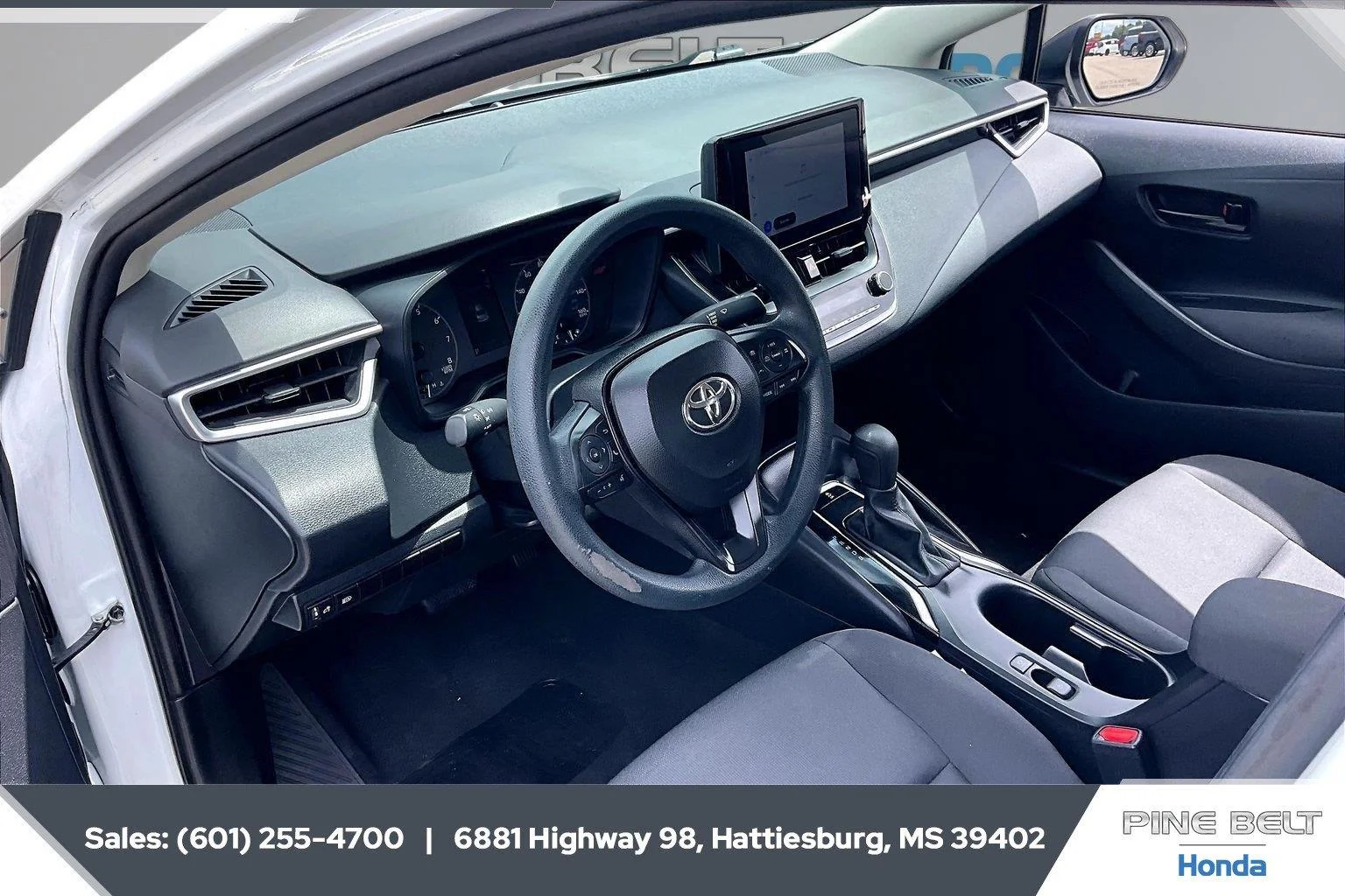 Used 2024 Ice Cap Toyota LE image 12