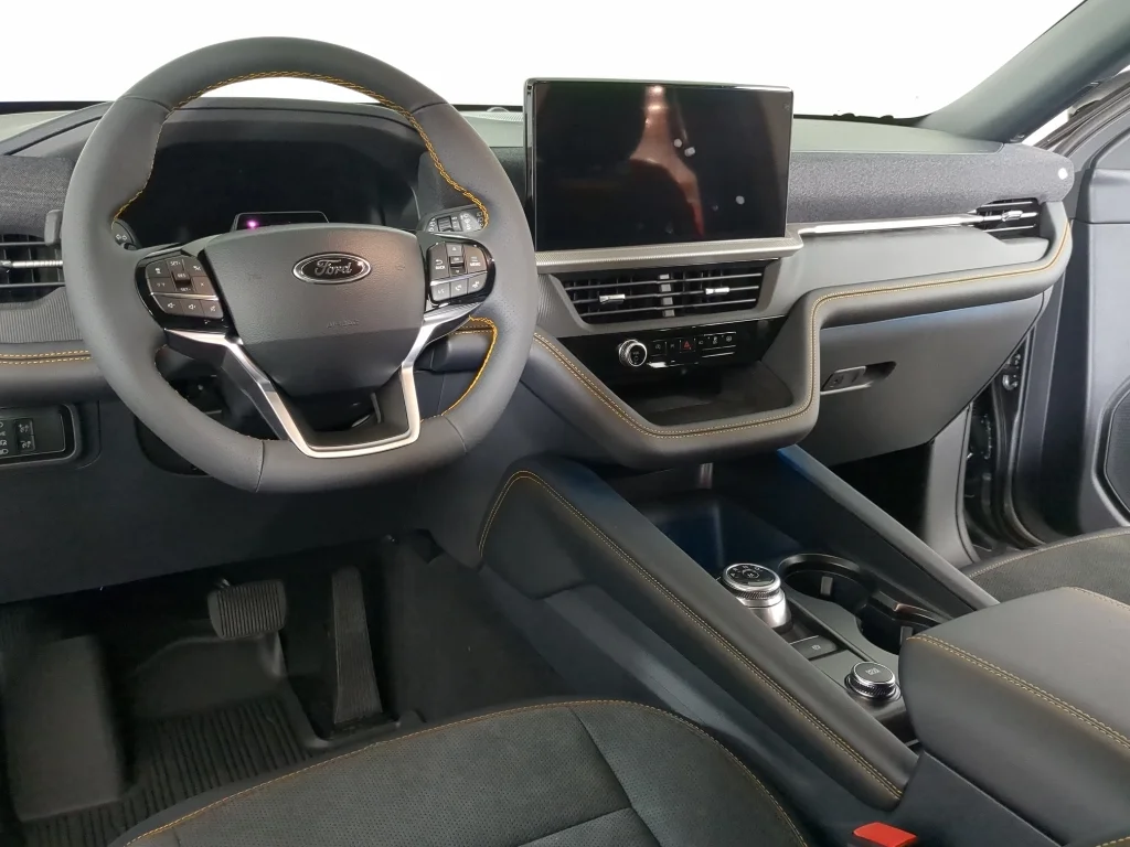 New 2026 CARBONIZED GRAY METALLIC Ford Tremor image 13