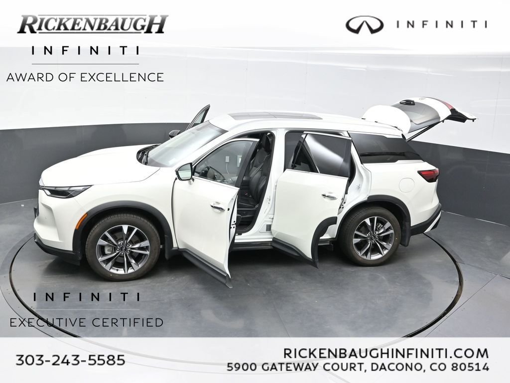 Certified Used 2023 White INFINITI LUXE image 46