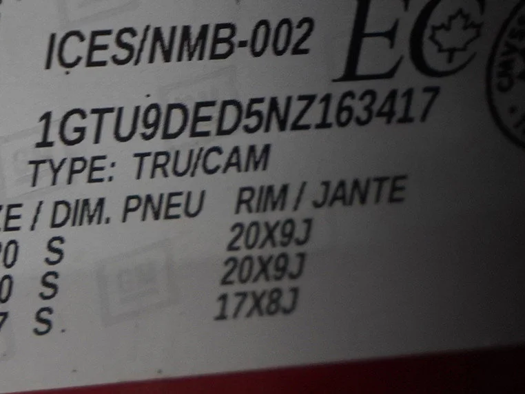 Used 2022 Cayenne Red GMC SLT image 30