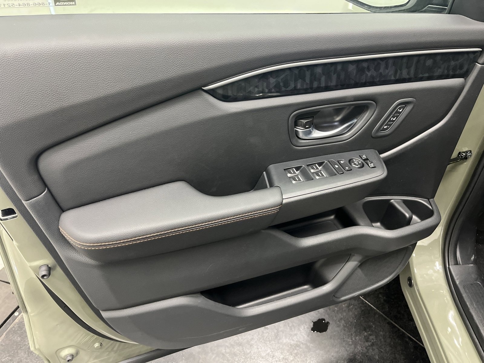 Certified Used 2026 Ash Green Metallic Honda TrailSport Elite image 12