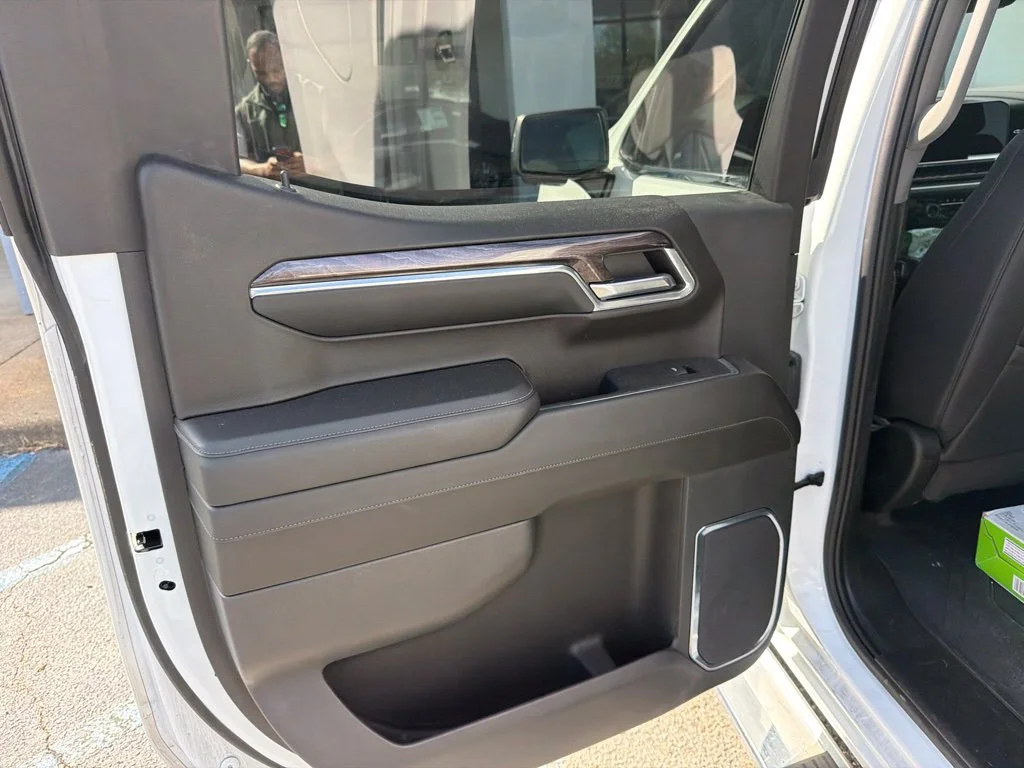 Used 2024 White Chevrolet LTZ image 10