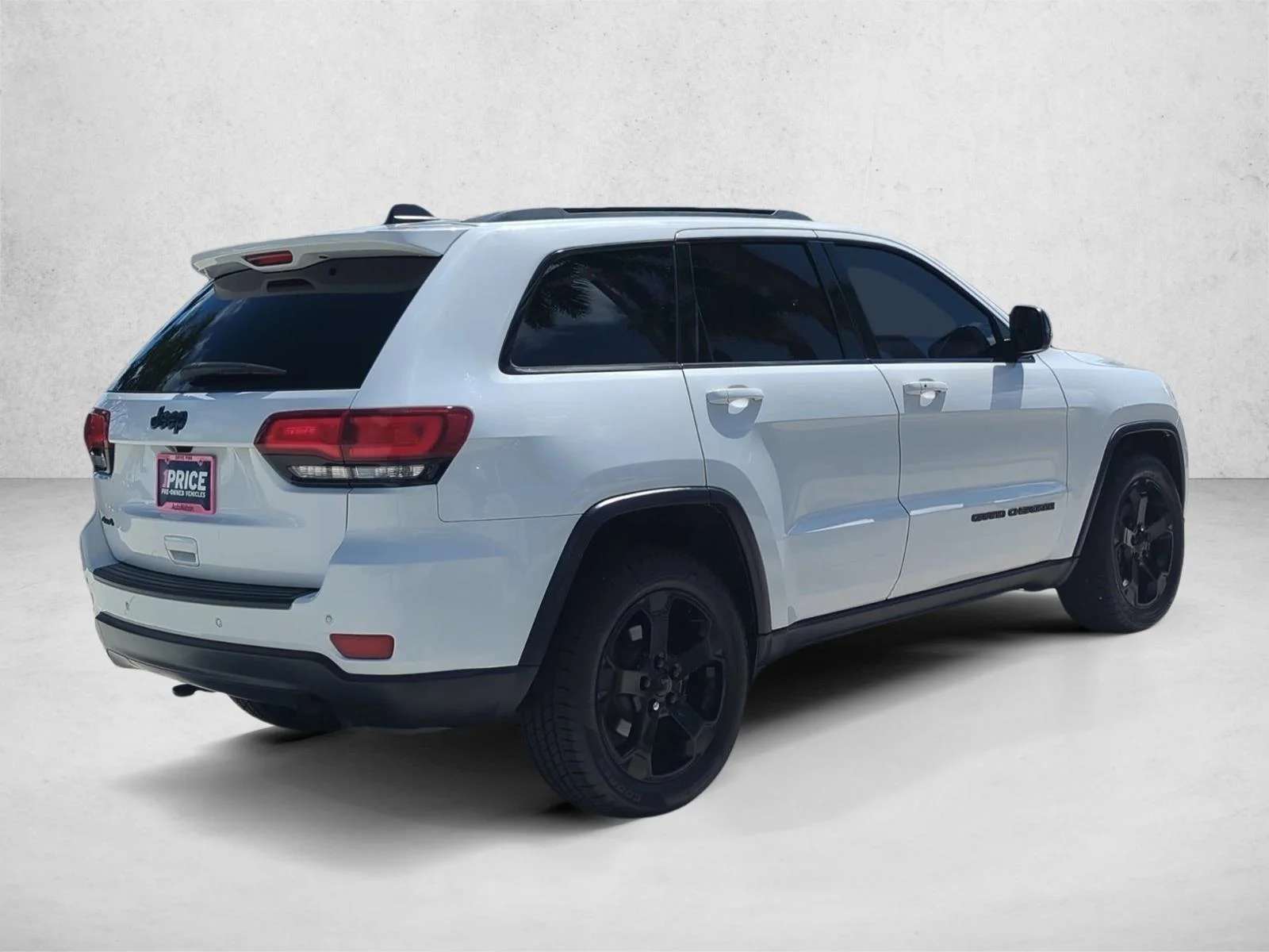 Used 2018 Bright White Clearcoat Jeep Upland image 5