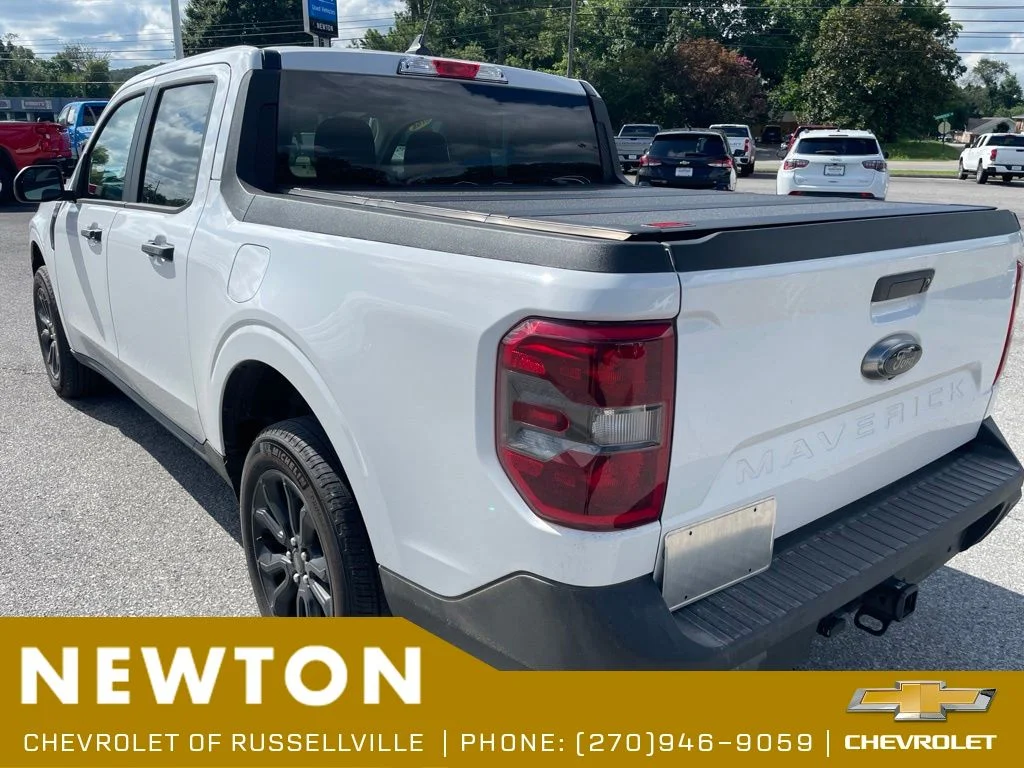 Used 2024 Oxford White Ford XLT image 12