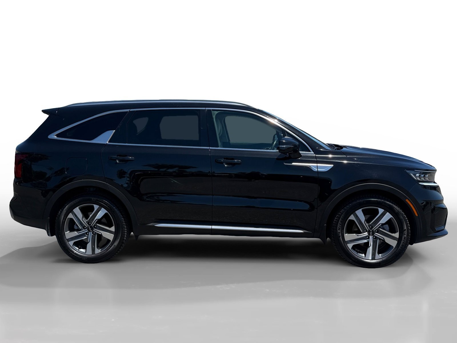 Used 2023 Aurora Black Kia SX Prestige image 6