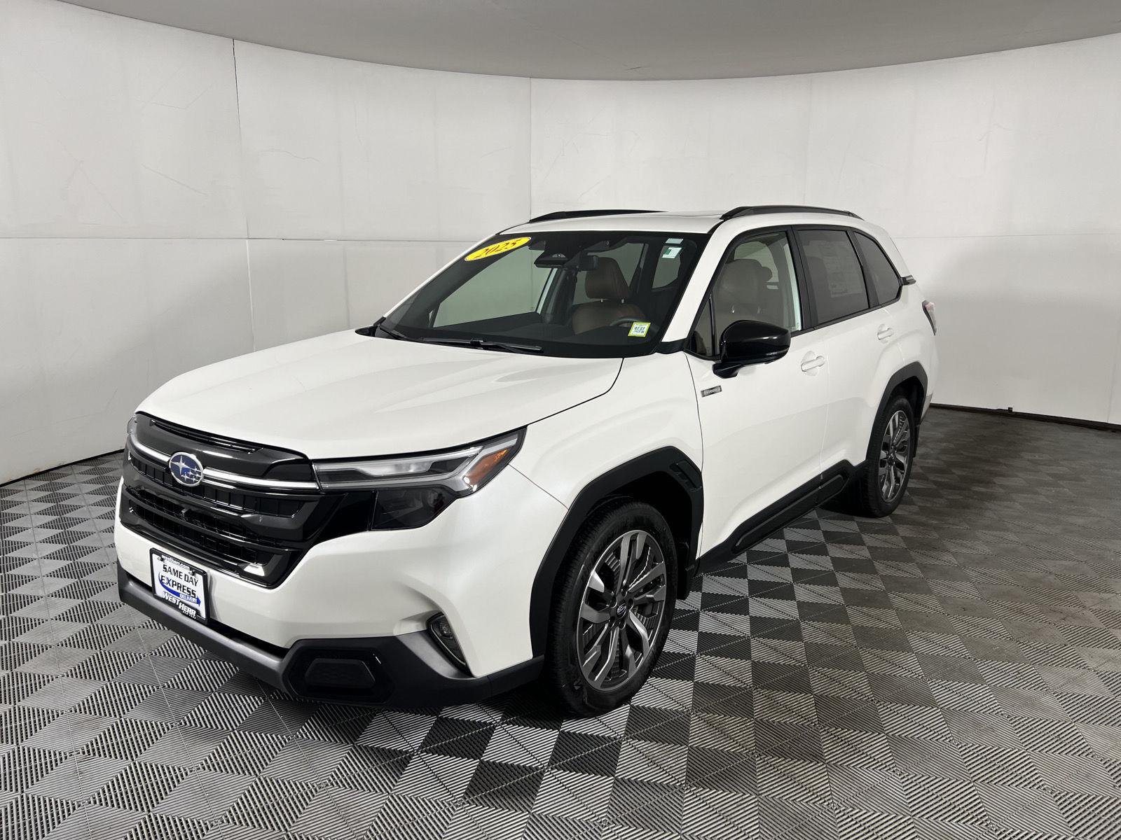 Used 2025 Crystal White Pearl Subaru Touring Hybrid image 12