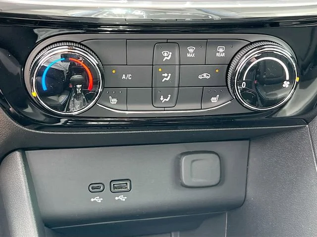 2026 Buick Encore GX Sport Touring - Photo 11