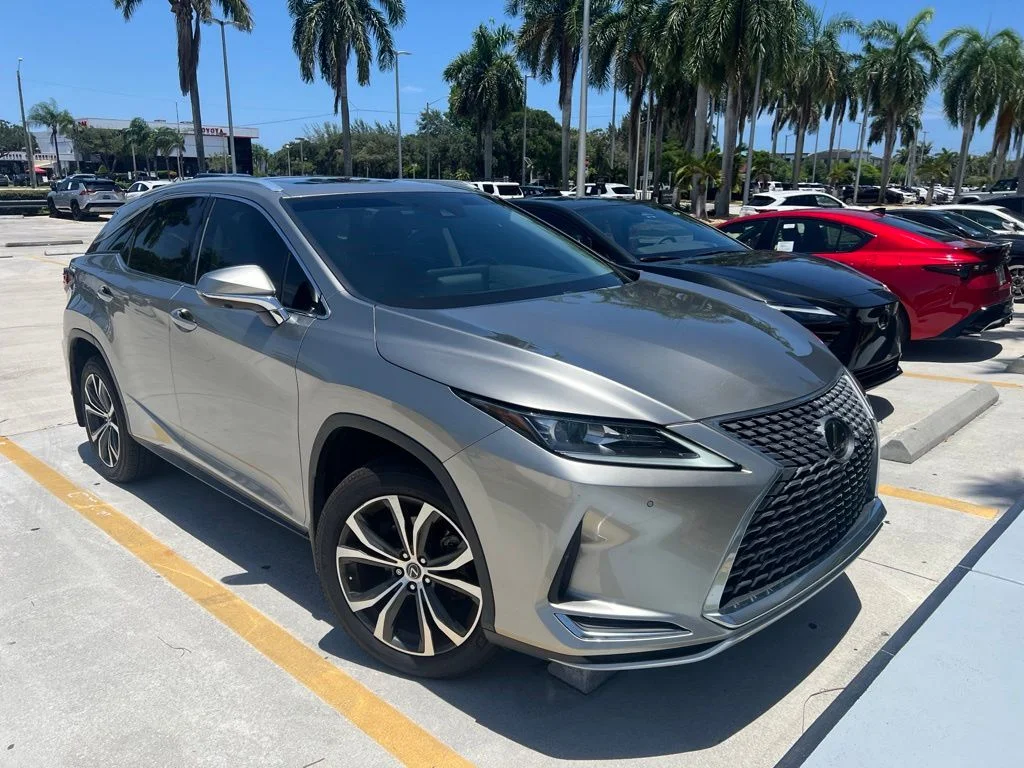 Used 2022 Atomic Silver Lexus 350 image 1