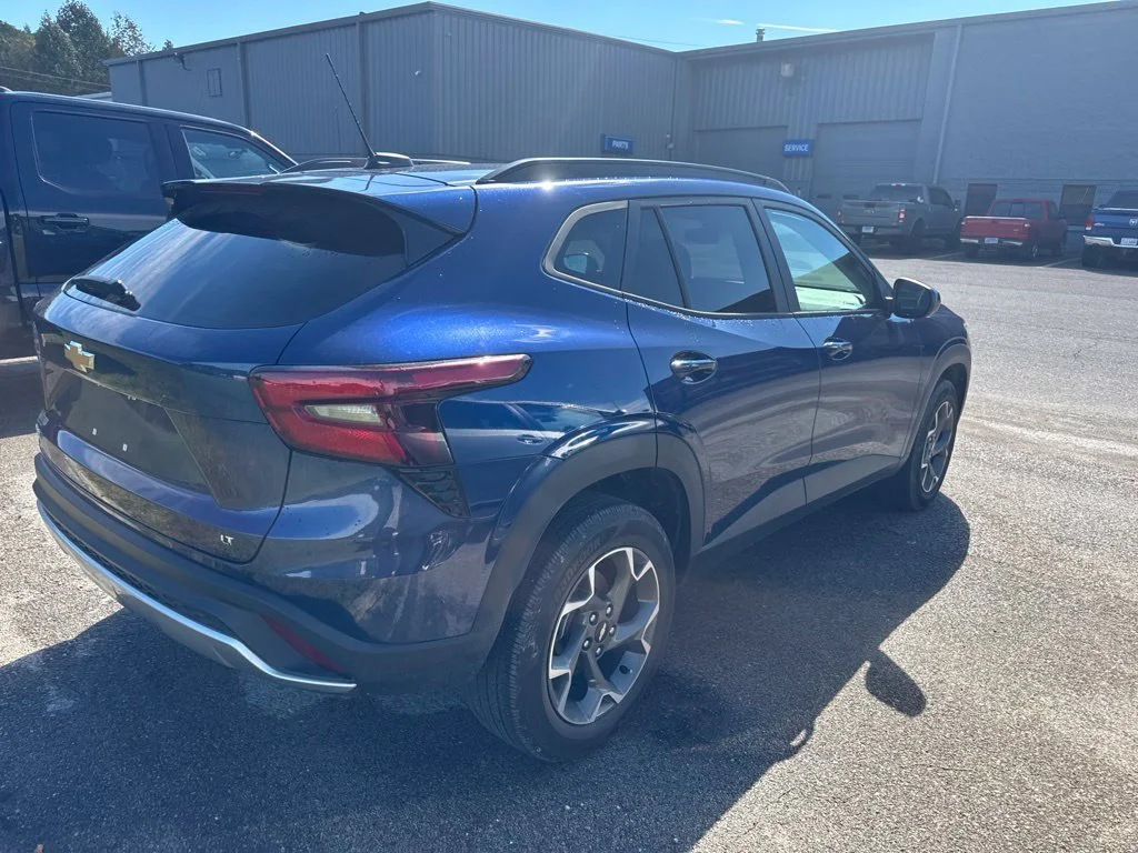 Used 2024 Blue Chevrolet LT image 11