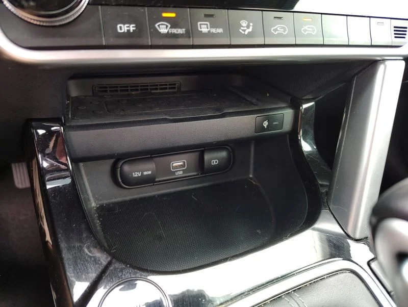 Used 2022 Yellow Kia SX image 16