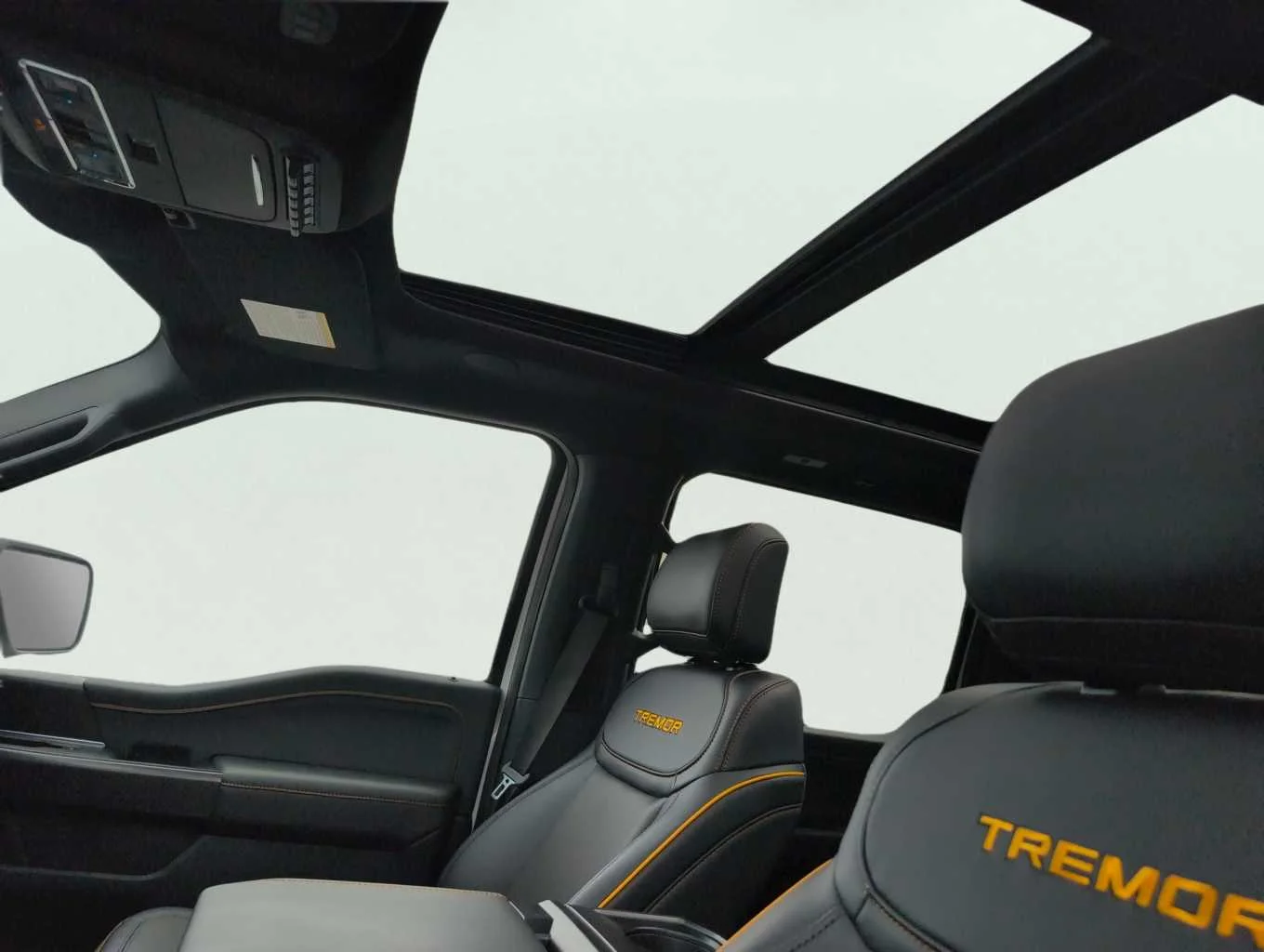New 2026 Oxford White Ford Tremor image 11